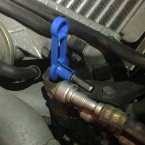 Fuel Line Disconnect 545